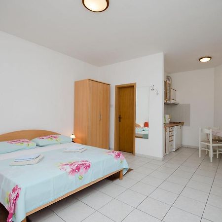 Apartments Branimir Novi Vinodolski Eksteriør bilde