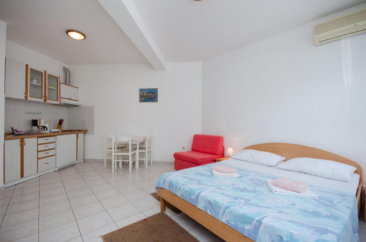 Apartments Branimir Novi Vinodolski Eksteriør bilde