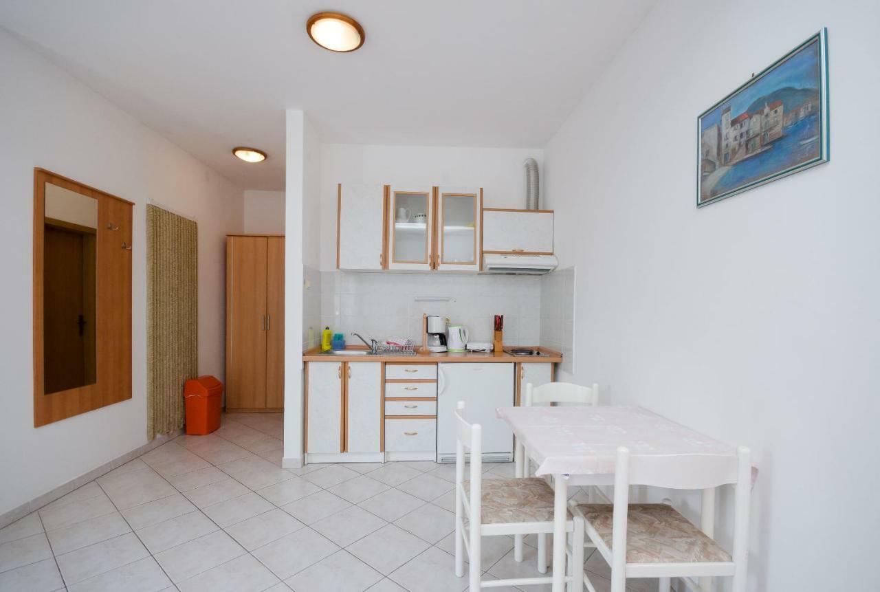 Apartments Branimir Novi Vinodolski Eksteriør bilde